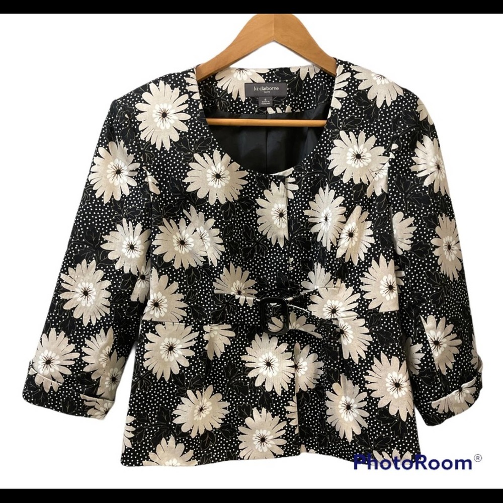 Liz Claiborne Black belted daisy jacket size 6